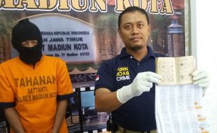 PERJUDIAN MADIUN : Jual Togel, Kakek-Kakek Asal Jiwan Ditangkap Polisi