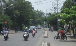 INFRASTRUKTUR SOLO : Ini Alasan DPU Rekayasa Ulang Jl. Dr. Soeharso