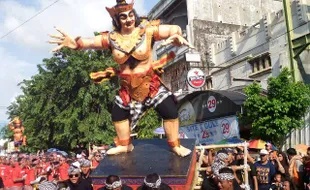 KARNAVAL SEMARANG : Keterbatasan Kemampuan Seniman Alasan Ogoh-Ogoh Didatangkan dari Bali...