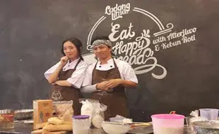 PEREMPUAN INSPIRATIF : Bukan Roti Enak Tapi Roti Sehat