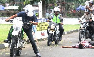 FOTO PENANGGULANGAN TERORISME : Begini Jika Mapolres Salatiga Diteror…