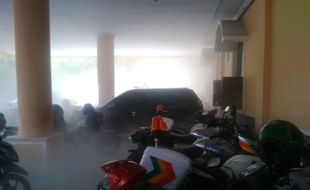 KEBAKARAN SOLO : MCB Kantor Dishubkominfo Terbakar, Sistem Transportasi Pintar Lumpuh Sejam