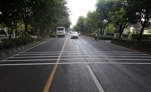 LALU LINTAS SOLO : Ini Bentuk Modifikasi Markah dan Rambu Jl. dr. Radjiman