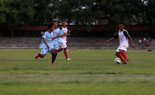 LAGA UJI COBA PERSIS : Persis Kalahkan HWM, Penggawa Anyar Cemerlang