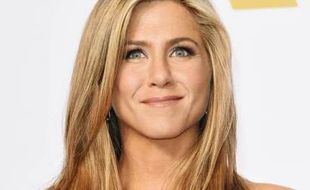 KABAR ARTIS : Jennifer Aniston Wanita Tercantik Versi People