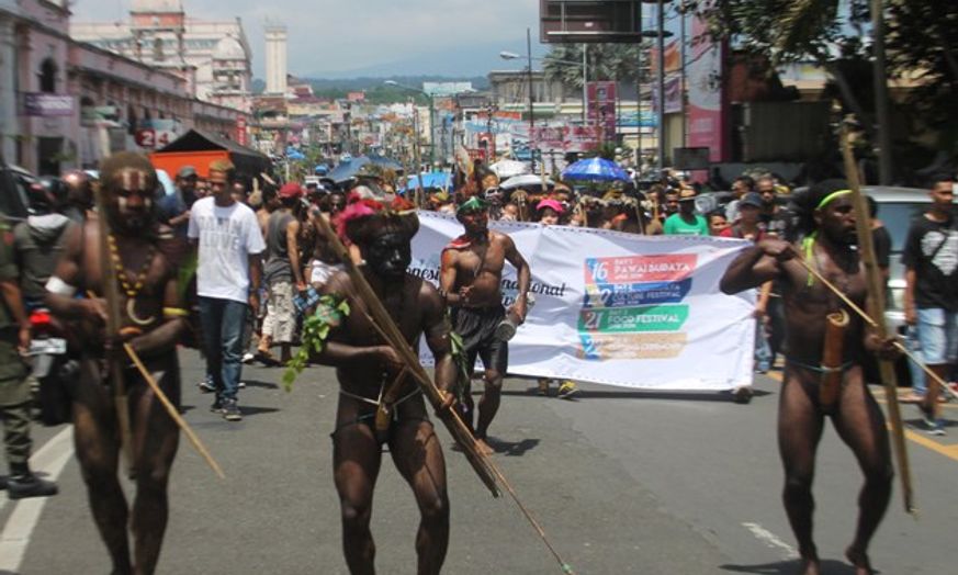 AGENDA SALATIGA :  Pemkot Salatiga Belum Berniat Masukan Pawai AntarEtnis UKSW Sebagai Agenda Kota