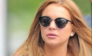 KABAR ARTIS : Lindsay Lohan Mualaf? Begini Jawaban Manajemen