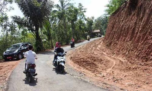 PROGRAM BEDAH MENOREH : Pembangunan Infrastruktur Perlu Libatkan Warga