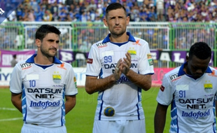 ISC A 2016 : Jamu Mitra Kukar, Persib Abaikan Klasemen Sementara