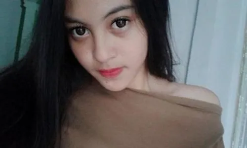 SISWI SMA NGAKU ANAK JENDERAL : Sonya Sembiring Sebut “Paman” di Foto Arman Depari