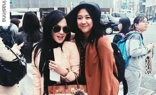 INSTAGRAM ARTIS : Ketemu Sherina di Jepang, Syahrini Bikin Video 1 Menit