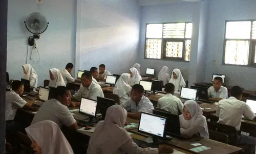 ALIH WEWENANG SMA/SMK : Ini Keuntungan Pengalihan Wewenang SMA/SMK ke Provinsi