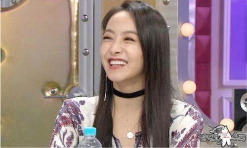 K-POP : Victoria Fx Komentari Hubungan Asmara Kai dan Krystal