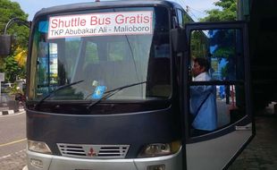 PARKIR MALIOBORO : Bus Gratis di Jalan Malioboro Mulai Beroperasi