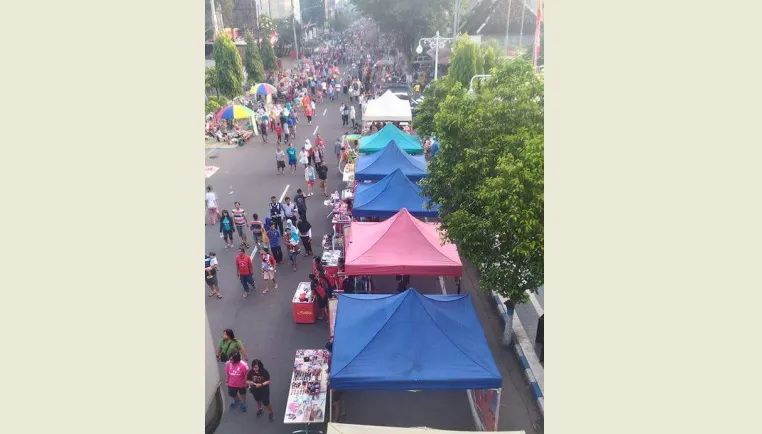 CAR FREE DAY MADIUN : Netizen Paguma Keluhkan CFD Madiun Kian Semrawut CAR FREE DAY MADIUN : Netizen Paguma Keluhkan CFD Madiun Kian Semrawut
