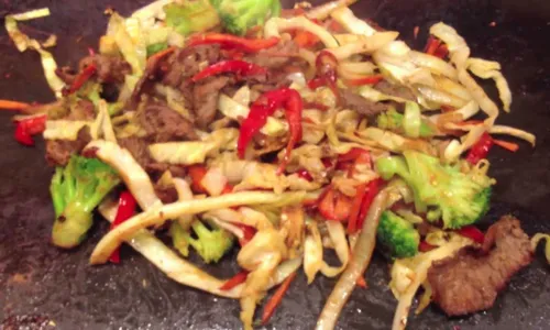 PELAYANAN HOTEL : Mongolian BBQ di Ibis Style