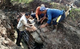 BENDA BERSEJARAH BOYOLALI  : Situs Gunung Wijil Satu Zaman dengan Pengging dan Kahuripan