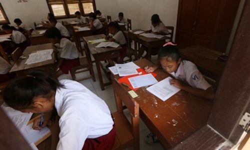 UJIAN SD 2016 : Hari Pertama Ujian, 10 Siswa SD/MI di Tulungagung Absen