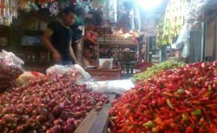 KEBUTUHAN POKOK SRAGEN : Harga Bawang Merah Jadi Rp25.000/kg