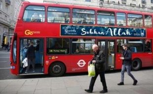 KISAH UNIK : Selama Ramadhan, Ratusan Bus di London Pasang Tulisan Subhanallah