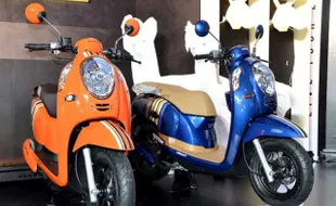 SEPEDA MOTOR HONDA : Scoopy Terbaru AHM Bakal Usung Roda 12 Inci?