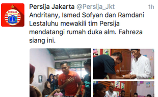 ISC A 2016 : Tiga Pemain Persija Datangi Rumah Suporter Yang Meninggal Dunia