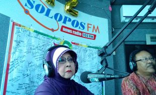 KABAR ARTIS : Waldjinah Masih Hapal 1.700 Lagu