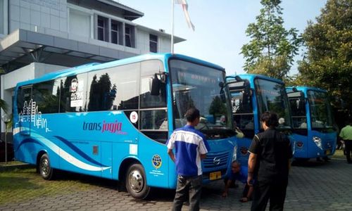 TRANS JOGJA : DPRD DIY Rekomendasikan Perbaikan Menyeluruh