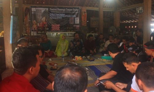 KOMUNITAS PONOROGO : Meriah, Festival Ponorogo Tempoe Doeloe Tampilkan Jajanan Langka