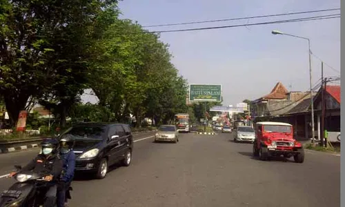 FOTO LALU LINTAS SLEMAN : Jumlah Kendaraan Jalur Jogja-Solo Naik 5%