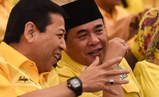 MUNASLUB GOLKAR : Dukung Novanto Jadi Ketum, Ade: Saya Masih Muda, Masih Ada Kesempatan