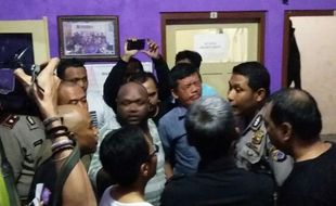 KEBEBASAN PERS : Polisi Dituding Provokasi Warga