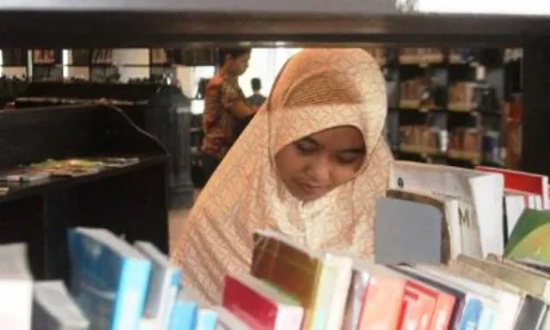 PERPUSTAKAAN SALATIGA : Ramai Dikunjungi, Ini Jam Buka Perpustakaan Salatiga