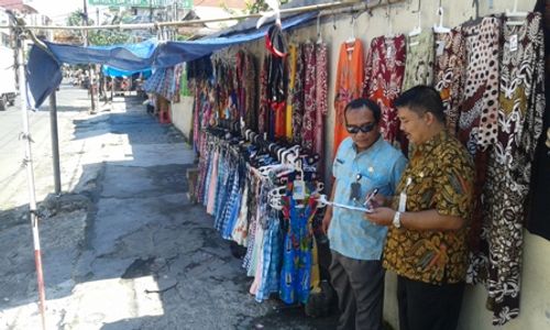 PKL SOLO : DPP Larang PKL Berjualan di Selatan Masjid Agung