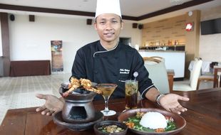 KULINER SOLO : Satai Wekudoro, Perpaduan Seafood dan Sayur Nan Lezat