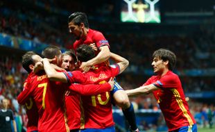 KLASEMEN SEMENTARA GRUP D : Spanyol Pasti Lolos ke Babak 16 Besar