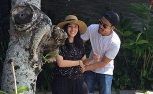 KABAR ARTIS : Chicco Jerikho Sebut Chelsea Islan “Sayang”, Jadian?