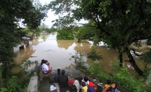 BENCANA JATENG : BNPB: Anomali Cuaca Jadi Penyebab