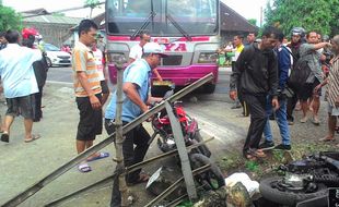 KECELAKAAN WONOGIRI : Bus Tabrak 3 Motor, 1 Orang Terluka