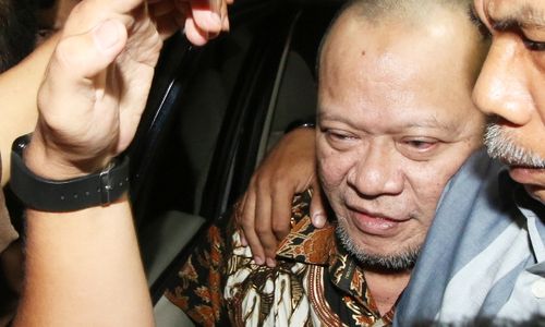 KORUPSI HIBAH KADIN JATIM : La Nyalla Mattalitti Tantang Kejaksaan di Pengadilan, Siapa Menang?