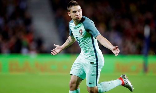 TRANSFER PEMAIN : Dortmund Dapatkan Bek Kiri Timnas Portugal