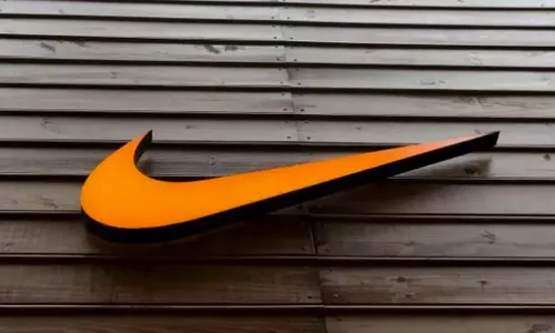 Awas! Ribuan Pasang Sepatu Nike Palsu dari China Beredar