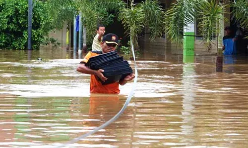 CUACA EKSTREM : Pemkab Gunungkidul Data Kerugian Sekolah yang Terendam Banjir