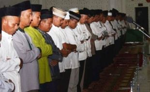 RAMADAN 2016 : Pangdam IV/Diponegoro Ajak Instrospeksi Diri