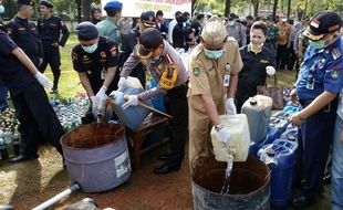 Polresta Solo Musnahkan 2.696 Liter Miras dan 70 gram Narkoba