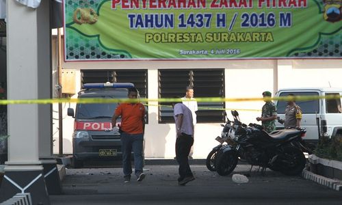 BOM SOLO : Bom Meledak di Solo, #KamiTidakTakut Jadi Trending Topic