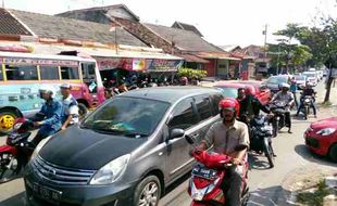 Sering Terjadi Laka, Fungsi Bangjo Gemolong Sragen Dipertanyakan