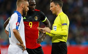 FINAL PIALA EROPA 2016 : UEFA Tunjuk Clattenburg Sebagai Wasit Final Euro 2016