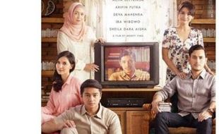 FILM TERBARU : Sarat Pesan Moral, Sabtu Bersama Bapak Bakal Kuras Air Mata