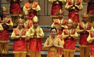 PRESTASI INDONESIA : Paduan Suara Anak TRCC Jawarai Kompetisi di Italia, Ini Videonya Super Keren